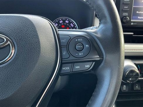 Used 2021 Toyota RAV4 AWD Hybrid image 21