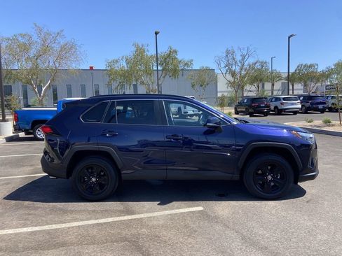 Used 2024 Toyota RAV4 XLE AWD/4WD image 2