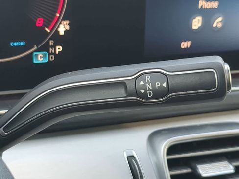 Used 2025 Mercedes-Benz GLS 450 4MATIC image 33