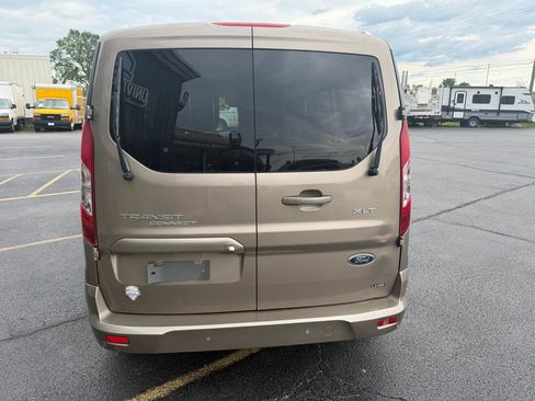 Used 2020 Ford Transit Connect XLT FWD image 4