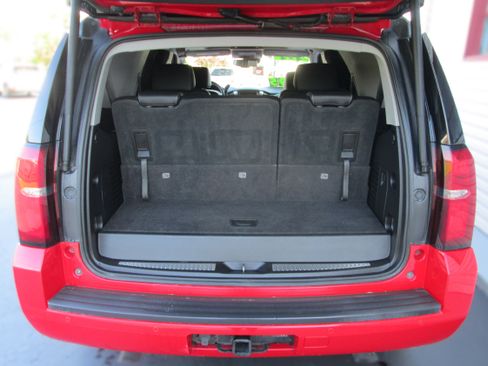 Used 2017 Chevrolet Tahoe LT AWD/4WD image 9