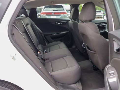 Used 2024 Chevrolet Malibu LT FWD image 10