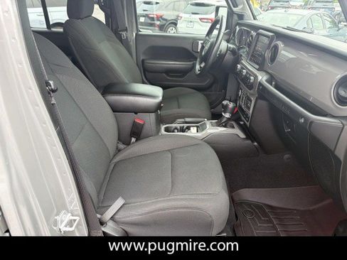 Used 2021 Jeep Wrangler Unlimited Sport AWD/4WD image 13