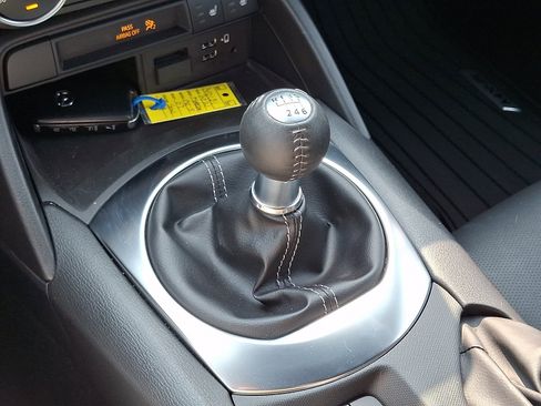 Certified 2021 MAZDA MX-5 Miata Grand Touring RWD image 18