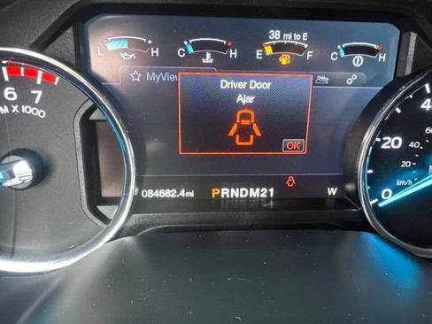 Used 2019 Ford F250 Lariat w/ Lariat Ultimate Package AWD/4WD image 22