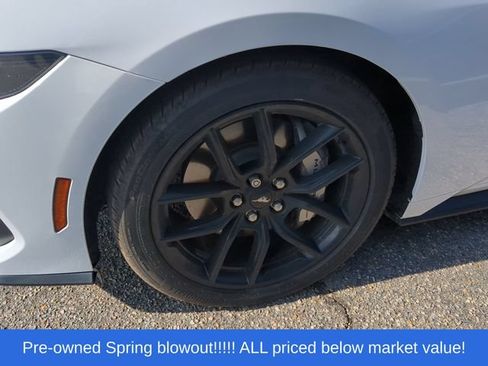 Used 2024 Ford Mustang GT Premium RWD image 6