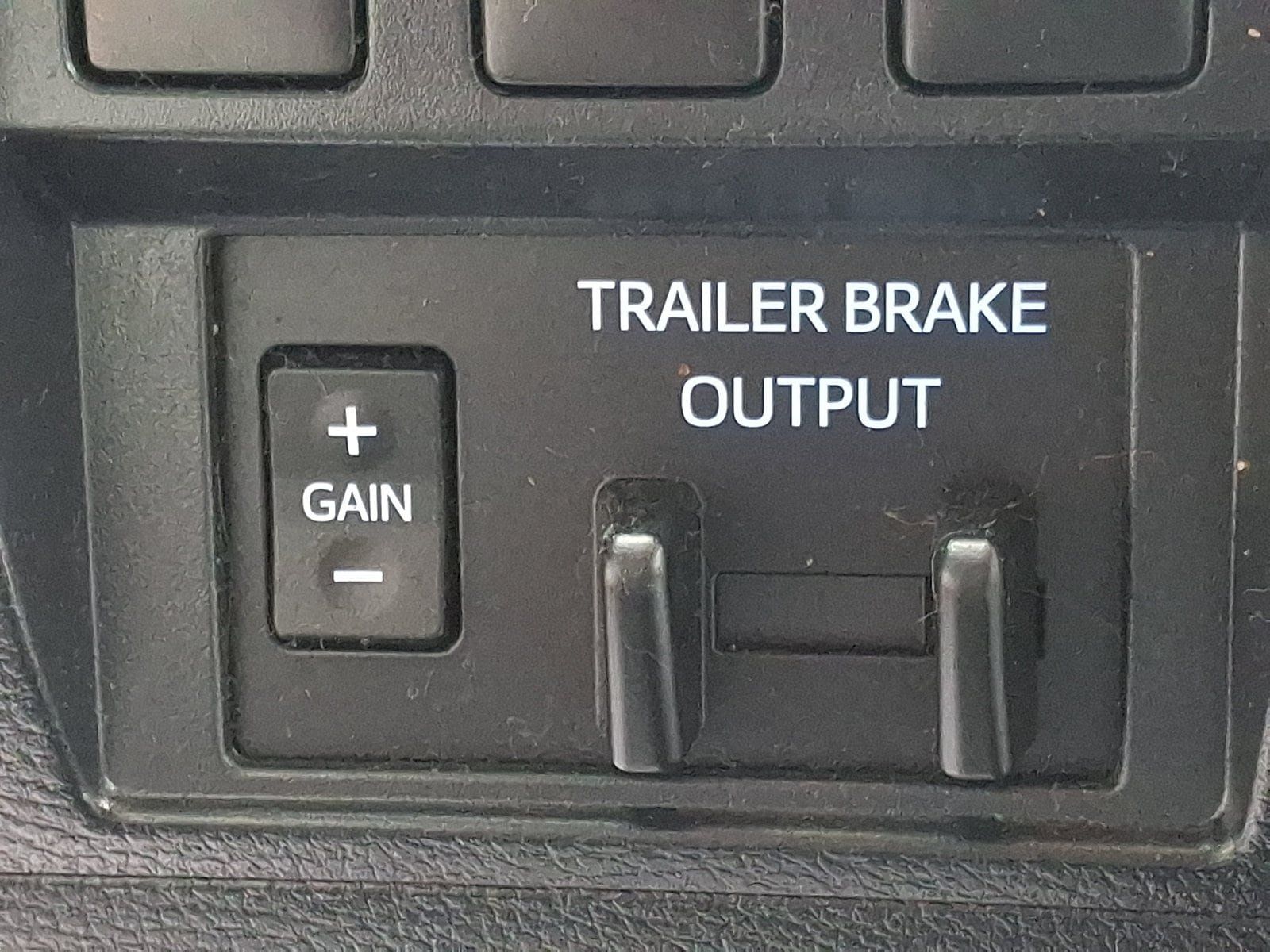 Used 2019 Toyota Tundra Limited w/ Limited Premium Package AWD/4WD image 24