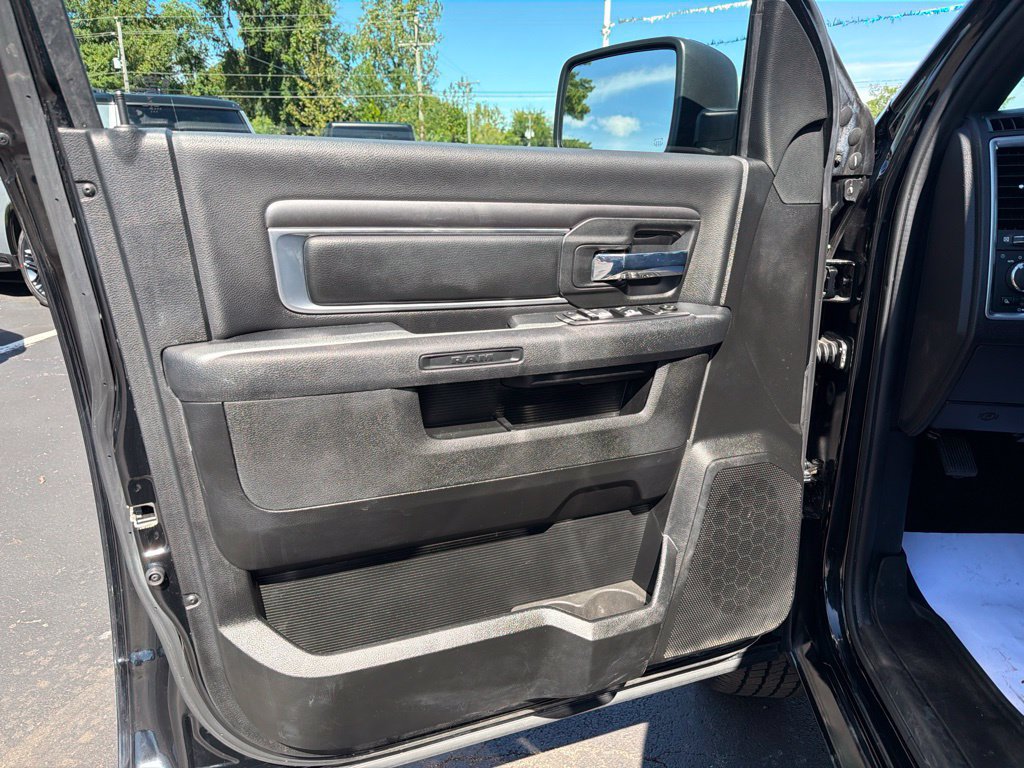 Used 2021 RAM 1500 Warlock w/ Electronics Group AWD/4WD image 16
