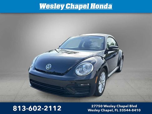 Used 2018 Volkswagen Beetle 2.0T S FWD image 1