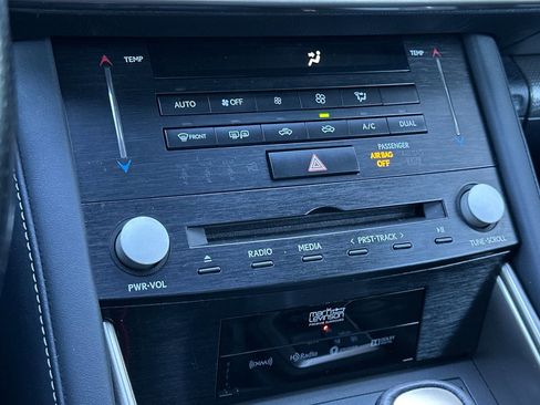 Used 2017 Lexus IS 350 F Sport image 26