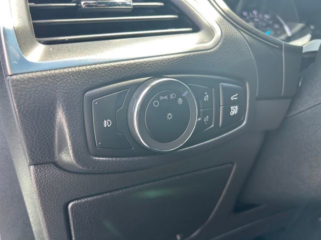 Used 2024 Ford Edge Titanium AWD/4WD image 22