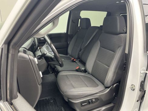 Used 2020 GMC Sierra 1500 SLE w/ SLE Value Package AWD/4WD image 9