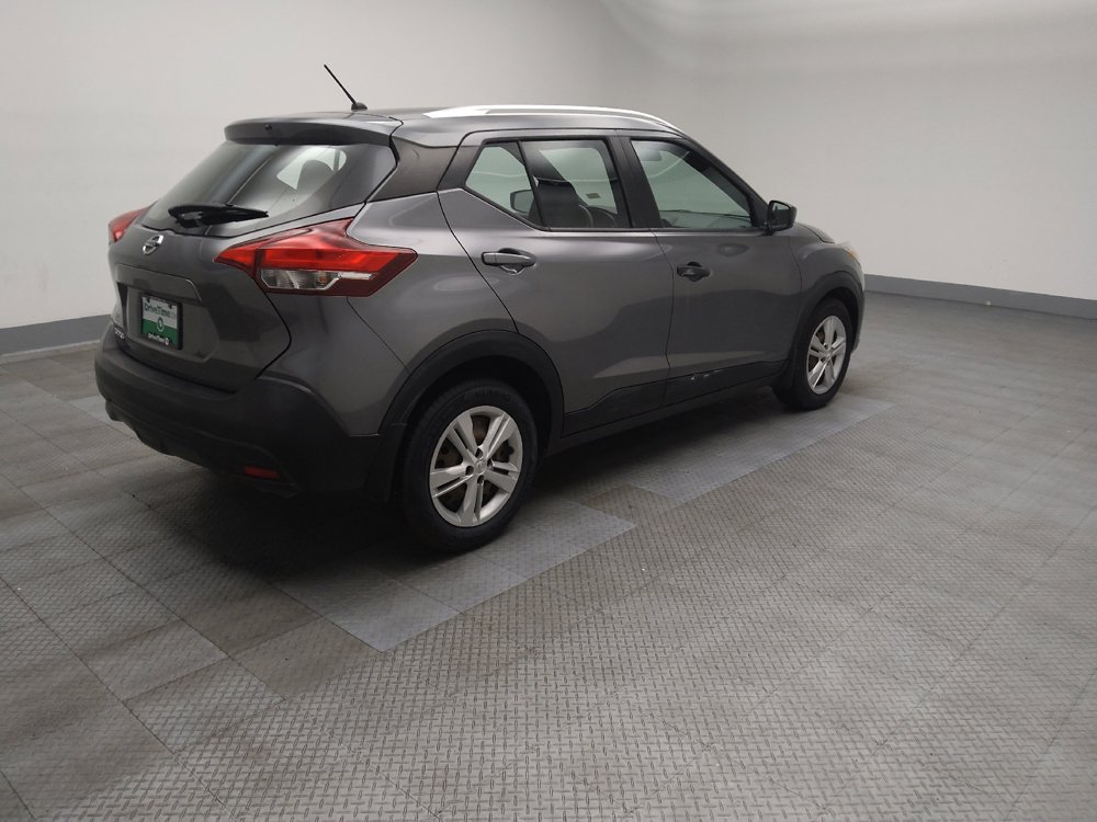 Used 2019 Nissan Kicks S FWD image 10