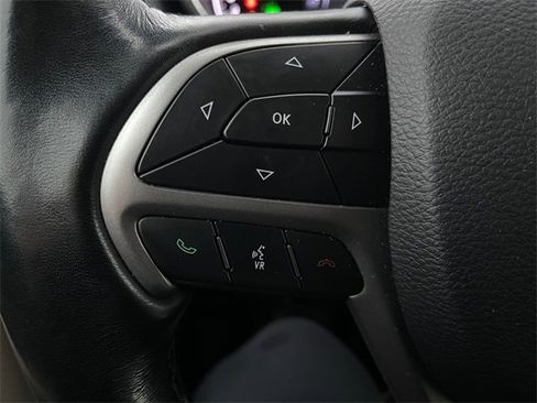 Used 2020 Jeep Grand Cherokee Limited image 19