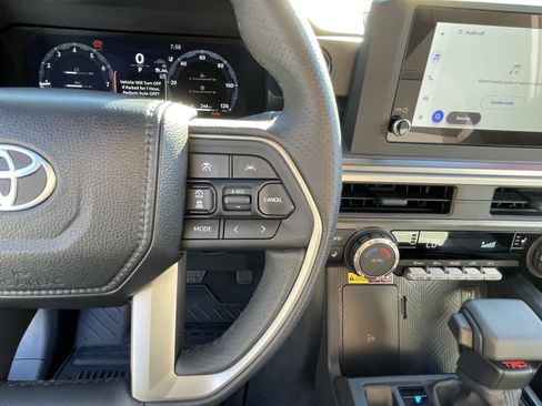 Certified 2025 Toyota 4Runner TRD Off-Road AWD/4WD image 20