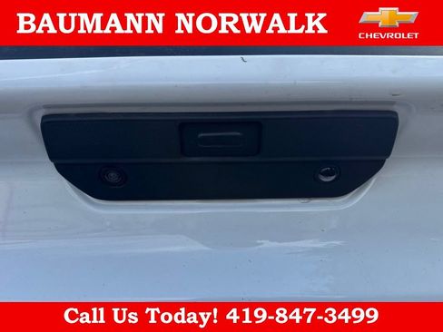 Used 2021 Chevrolet Silverado 1500 Custom w/ LPO, Dark Essentials Package AWD/4WD image 8