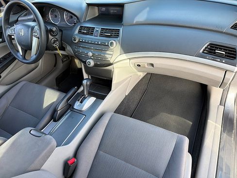 Used 2012 Honda Accord LX image 18