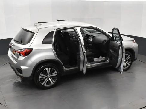 Used 2024 Mitsubishi Outlander Sport ES AWD/4WD image 6