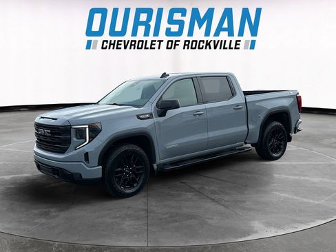Used 2024 GMC Sierra 1500 Elevation AWD/4WD image 2