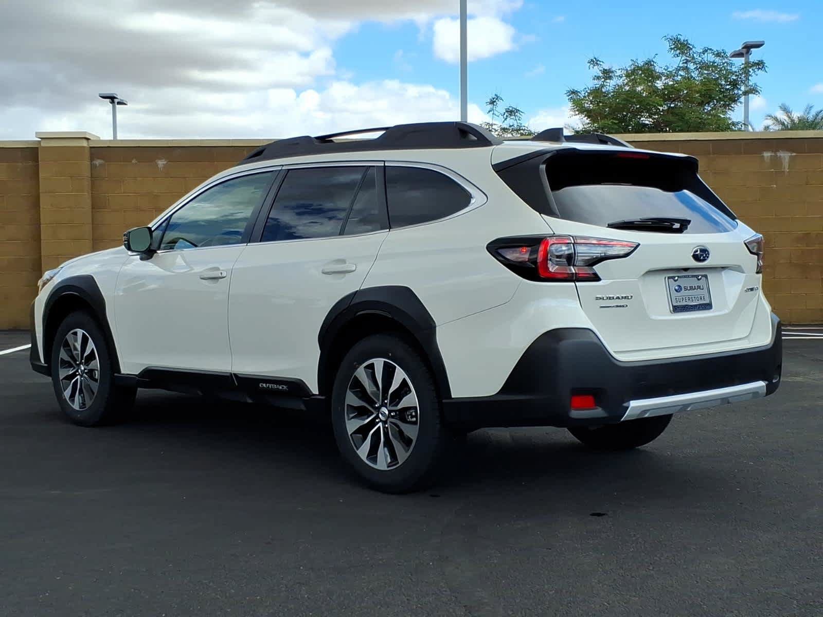Certified 2023 Subaru Outback Limited AWD/4WD image 5