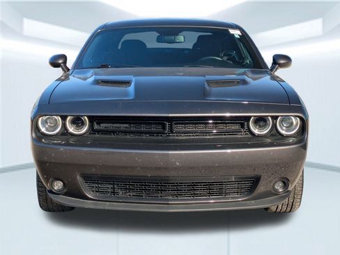 Used 2023 Dodge Challenger SXT w/ Blacktop Package image 10