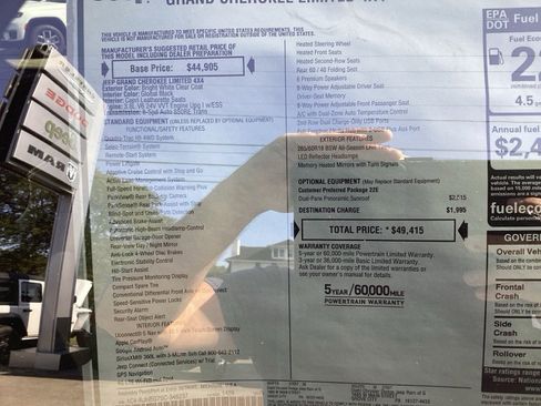 New 2025 Jeep Grand Cherokee Limited image 12