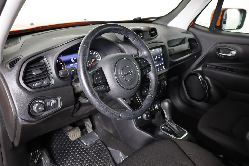 Used 2020 Jeep Renegade Altitude w/ UConnect 8.4 Nav Group AWD/4WD image 24