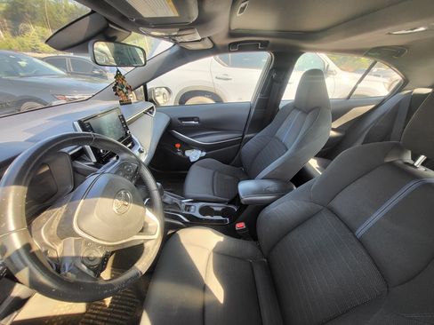 Used 2020 Toyota Corolla SE w/ SE Premium Package FWD image 10