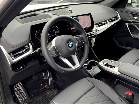 New 2025 BMW X1 xDrive28i w/ Technology Package image 7