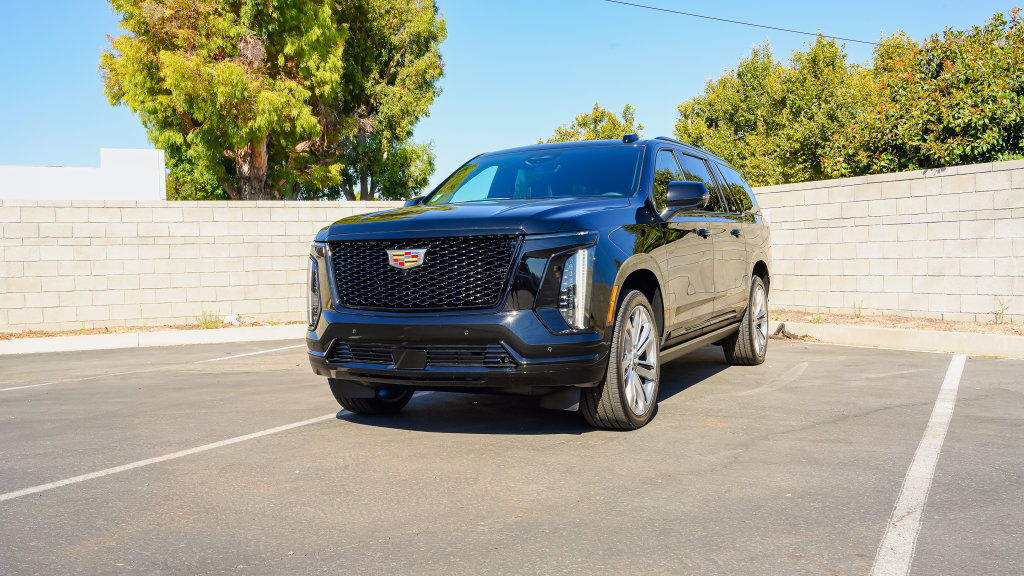 New 2026 Cadillac Escalade ESV Platinum Sport AWD/4WD image 2