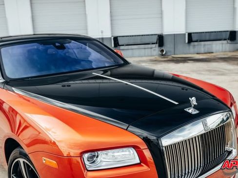 Used 2015 Rolls-Royce Wraith RWD image 30
