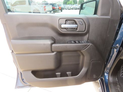 Used 2021 Chevrolet Silverado 1500 Custom Trail Boss image 24