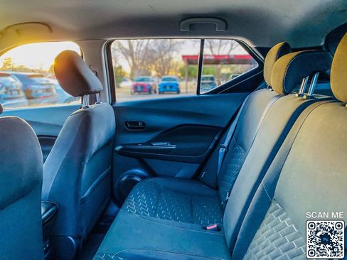 Used 2022 Nissan Kicks S w/ Interior Electronics Package image 27