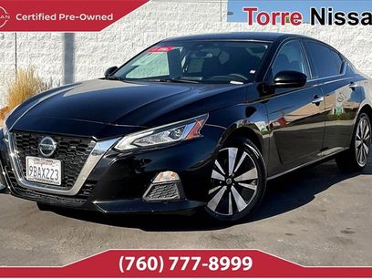 Certified 2022 Nissan Altima 2.5 SV