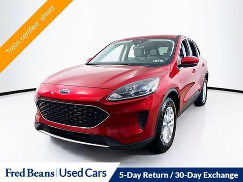 Used 2021 Ford Escape SE w/ Convenience Package image 3