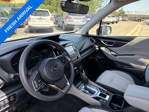 Used 2024 Subaru Forester AWD/4WD image 3