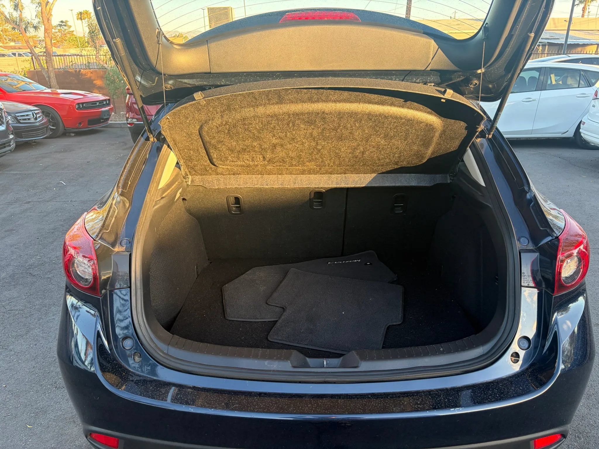 Used 2016 MAZDA MAZDA3 s Touring FWD image 8