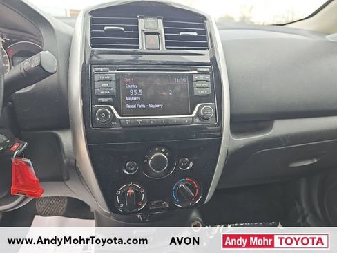 Used 2017 Nissan Versa Note SV image 17