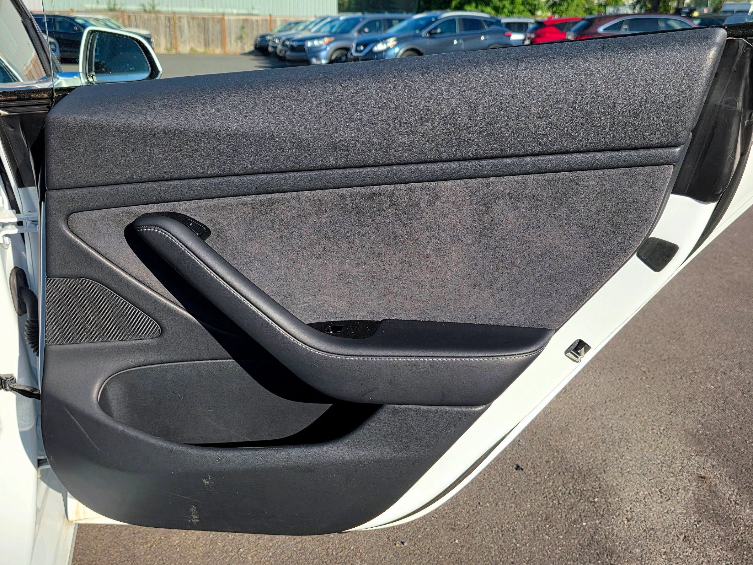 Used 2018 Tesla Model 3 Long Range AWD/4WD image 50