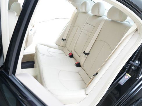 Used 2006 Mercedes-Benz E 350 Sedan image 69