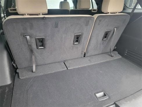 Certified 2023 Chevrolet Traverse LS image 16