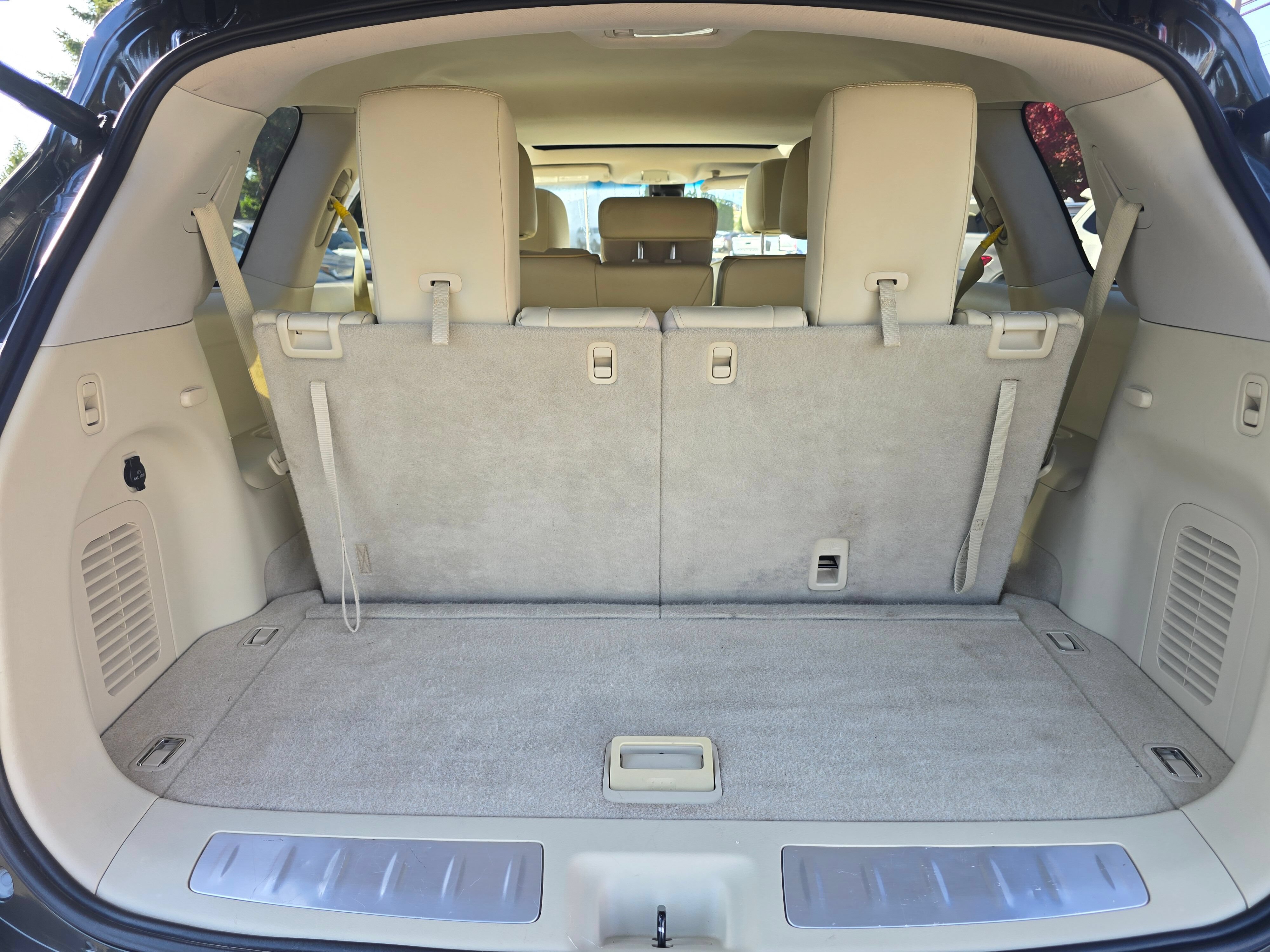 Used 2014 INFINITI QX60 Luxe w/ Premium Plus Package AWD/4WD image 14