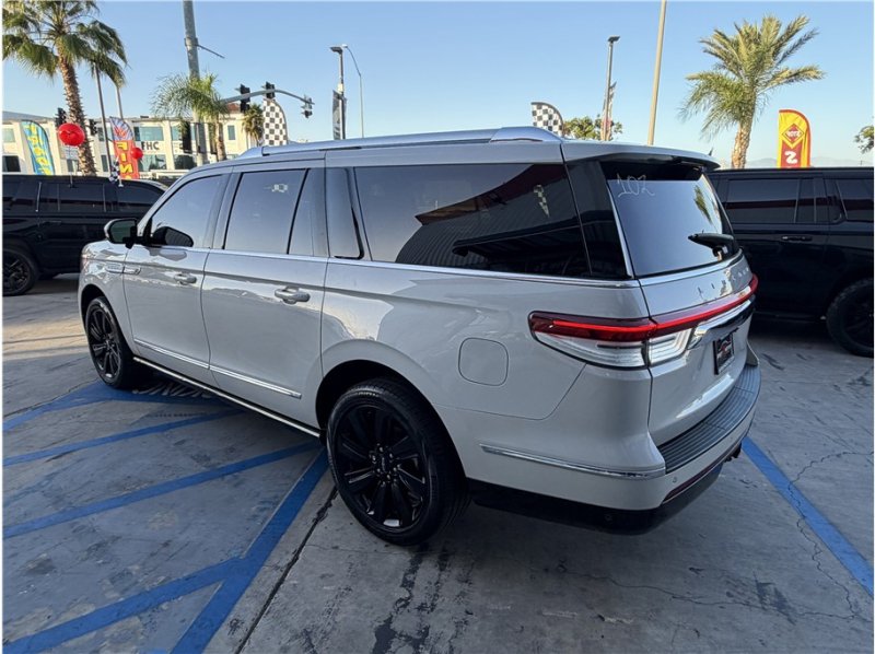 Used 2022 Lincoln Navigator L Reserve AWD/4WD image 70