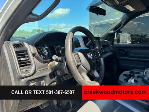 Used 2022 RAM 3500 Tradesman w/ Chrome Appearance Group AWD/4WD image 7
