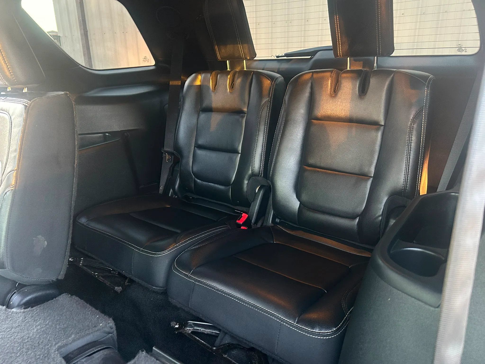 Used 2017 Ford Explorer Limited w/ Equipment Group 301A FWD image 28