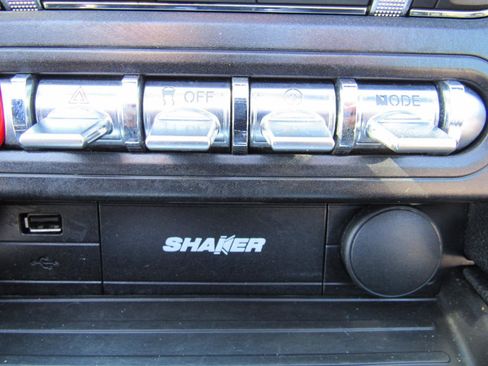 Used 2016 Ford Mustang Premium image 31