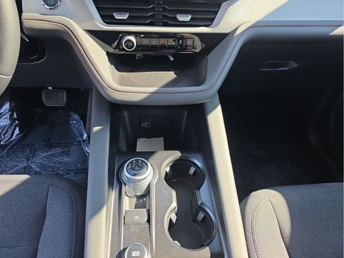 New 2026 Ford Explorer Active AWD/4WD image 11