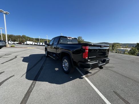New 2025 Chevrolet Silverado 2500 LTZ w/ Z71 Chrome Sport Edition image 5