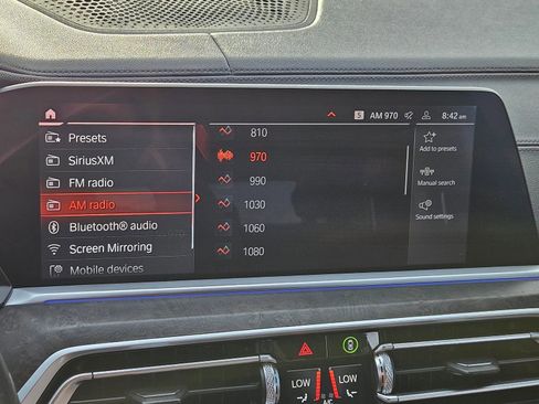 Used 2021 BMW X5 sDrive40i w/ M Sport Package image 11