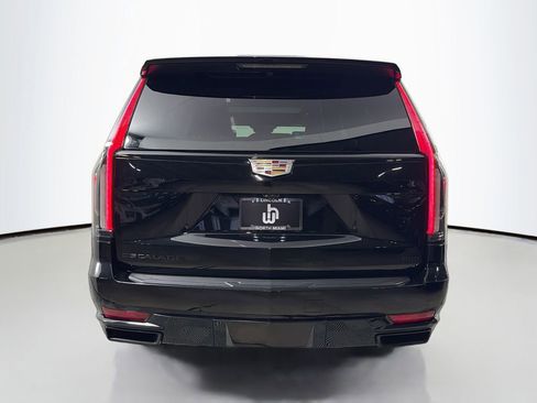 Used 2022 Cadillac Escalade ESV Sport Platinum RWD image 6